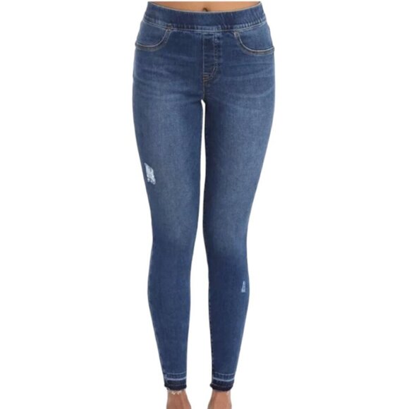 SPANX NWT Women's Distressed Ankle Pull On Skinny Blue Jeans Raw Hem Size Medium - Picture 1 of 16